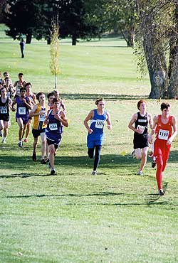 Photo by Bob ThorntonJacob Longmire of Tonasket at the two mile point at the state meet in Pasco on Saturday.