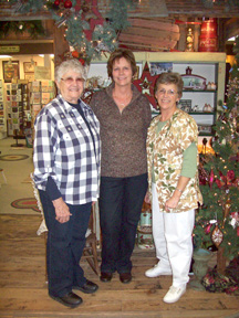 Norma Jean Hart, owner of Hidden Treasures, is pictured with Arra Sue Buzzard (Caboodles) and Diane Fancher (Nothins Perfect), which are located inside Hidden Treasures at 31574 Highway 97 North, Tonasket. Photo by Charlene Helm