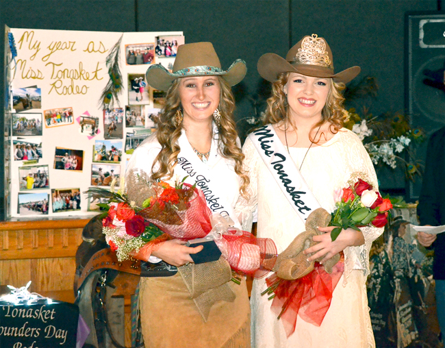 Miss Tonasket Rodeo 2015, Queen Sarah Quinlan (left) smiles alongside the newly crowned 2016 Miss Tonasket Rodeo Queen Trinity Dejong. Katie Teachout/Staff photos