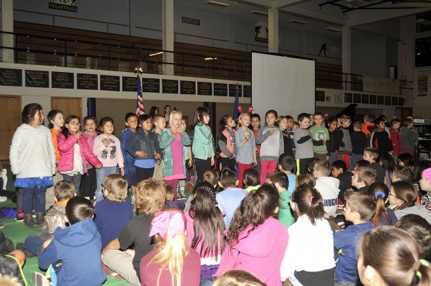 This was followed up by “Sing a Song of Peace” performed by the third, fourth, fifth and sixth grade choir.