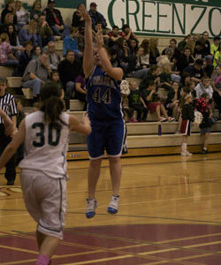 Tonasket senior April Webber makes a shot against the Chelan Goats during the Tigers away game on Saturday, Jan. 30. Photo by Les Bowen