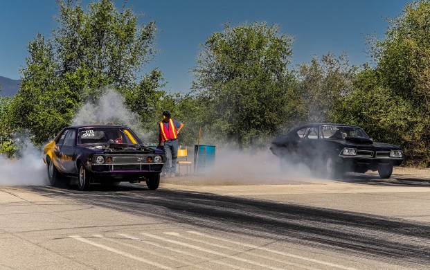 Frank Clark/submitted photo Dick Warren brings his '72 AMC Hornet (Rant-n-Rave) from Tonasket across the border to the Richter Pass Motorplex in Osoyoos and lines up against local drag racer Brad Braxendale and his '69 Pontiac Beaumont.