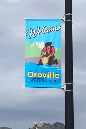 Streetscape Banner Welcome 2-050507-19
