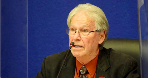 Williams Lake Mayor Walt Cobb reads a written statement at council Nov. 2. (Angie Mindus photo - Williams Lake Tribune)