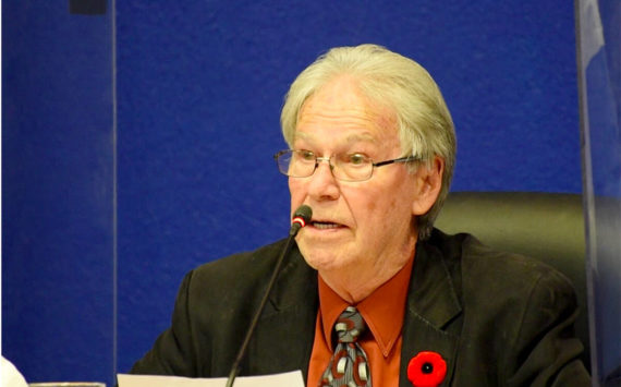 Williams Lake Mayor Walt Cobb reads a written statement at council Nov. 2. (Angie Mindus photo - Williams Lake Tribune)