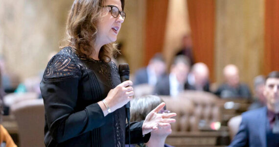 Cutline: Prime Sponsor Rep. Amy Walen, D-Kirkland, who is urging for equal work opportunities for undocumented immigrants, speaks on House floor. Photo Courtesy of Washington House Democrats.