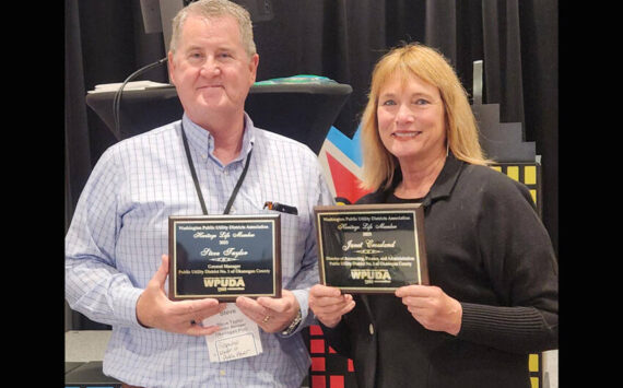 Okanogan County PUD General Manager Steve Taylor and Finance Manager Janet Crossland.