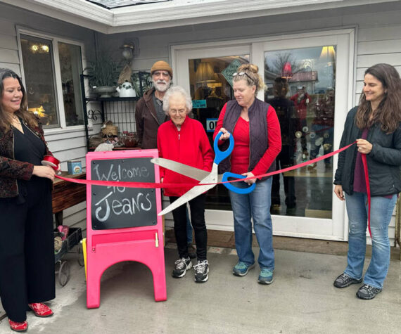 Jean’s on 3rd turns a new page