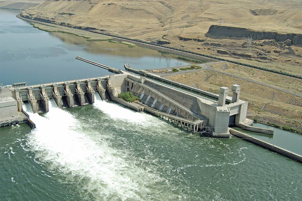 KEVIN WINGERT | BONNEVILLE POWER ADMINISTRATION The Lower Monumental Dam on the lower Snake River near Kahlotus is one of four lower Snake hydroelectric dams in the Federal Columbia River Power System.
The Lower Monumental Dam on the lower Snake River near Kahlotus is one of four lower Snake hydroelectric dams in the Federal Columbia River Power System. Kevin Wingert/BPA photo