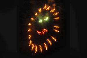 A smiley face was just one of the many firewoks that drew oohs and awes at last years Oroville Community Fireworks Display at Orovilles Deep Bay Park. Gary DeVon/GT file photo