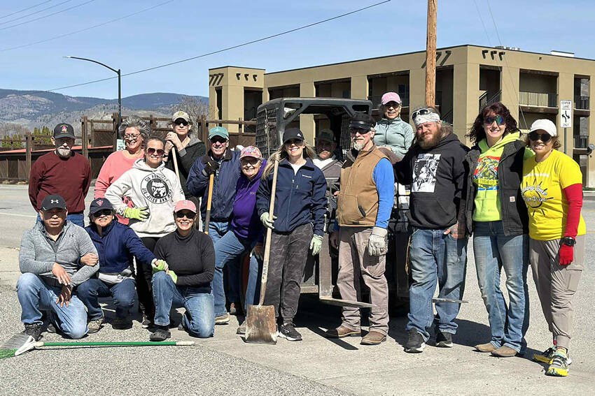 Volunteers who helped in the CLEAN UP OROVILLE event held last Sunday. Submitted photo